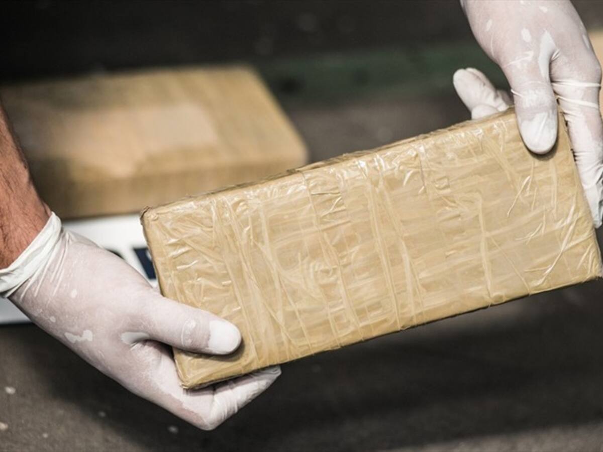 Armada incauta más de media tonelada de cocaína en el Pacífico colombiano