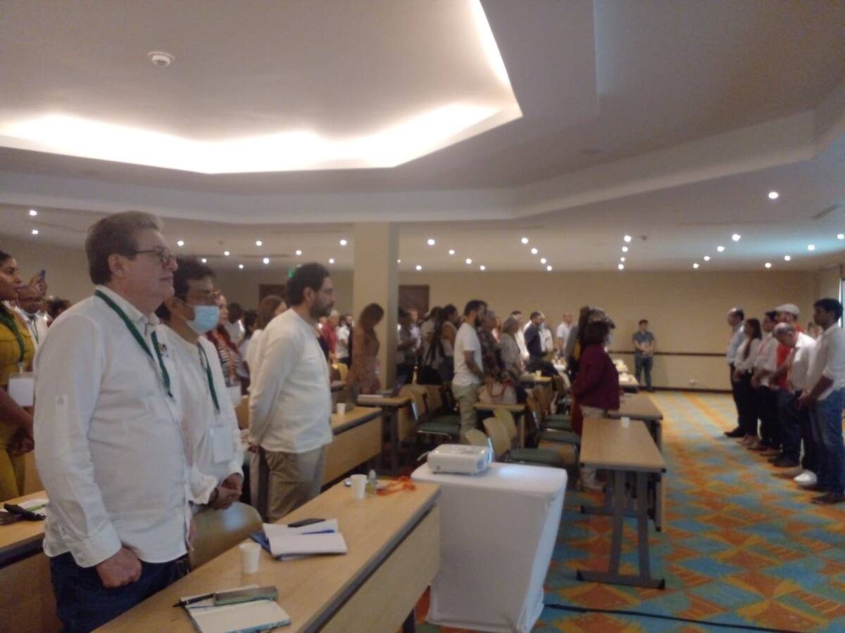 Esta bancada hará homenaje a policías asesinados en lo corrido del año: Roy Barreras