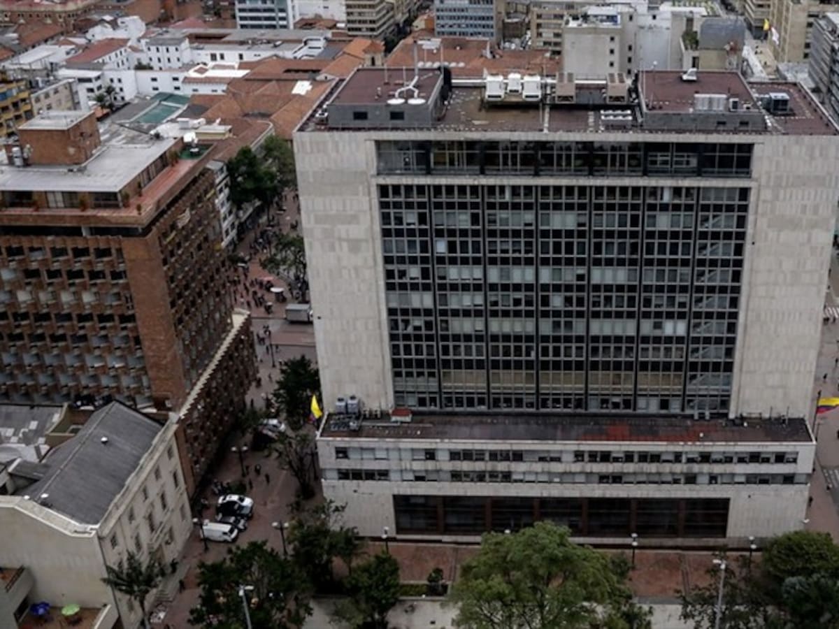 “Su idoneidad para el cargo es ampliamente reconocida”: Gerente del Banrep