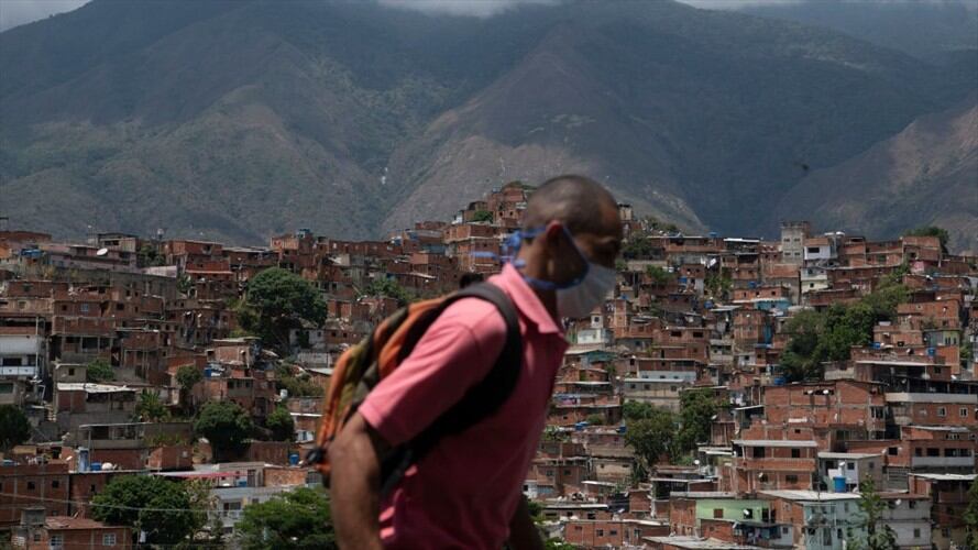 De esos 129 casos, tenemos seis pacientes en condición crítica, en unidades de cuidados intensivos debidamente acondicionadas para atender este tipo de pacientes. Foto: Getty Images
