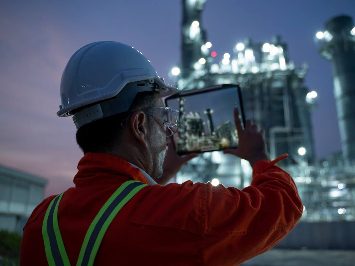 Inspectores del programa nuclear iraní salen del país tras el fin de la colaboración