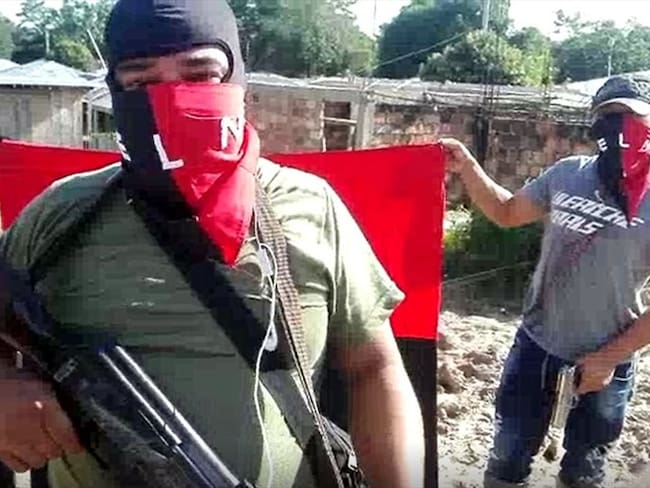 Video de presuntos guerrilleros del Eln alertan a la comunidad de Barrancabermeja. Foto: Captura de pantalla