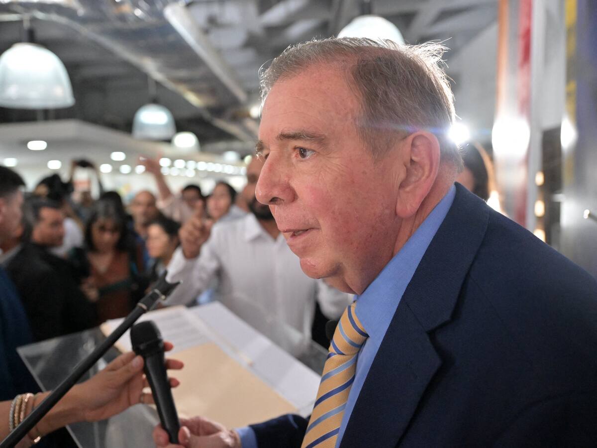 Fiscalía venezolana solicita orden de aprehensión contra Edmundo González Urrutia