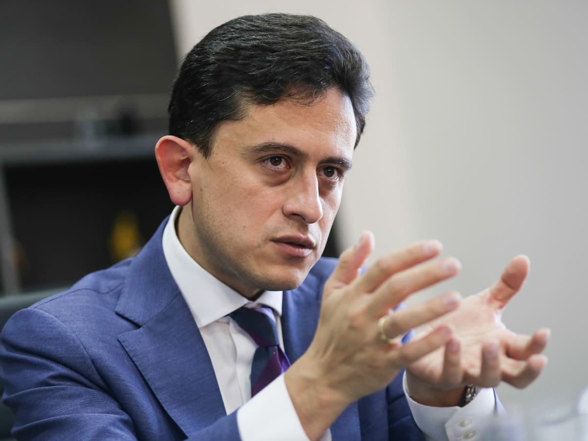 Aplazada continuidad del testimonio del ministro Luis Carlos Reyes por el caso DIAN