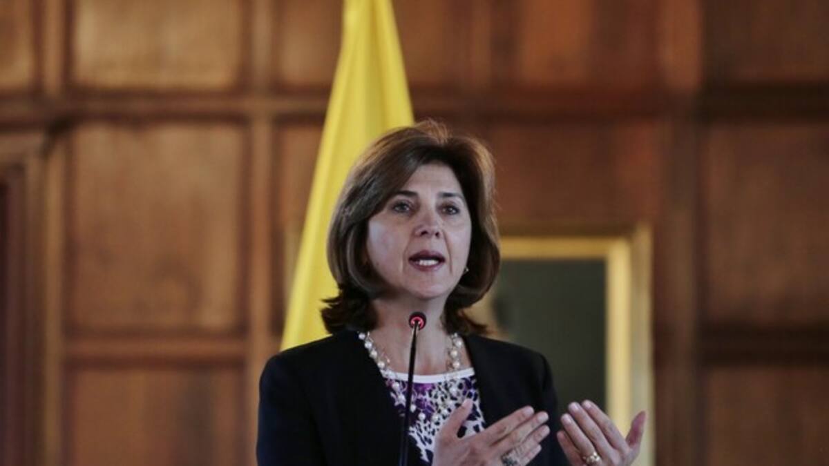 Excanciller analiza posibilidad de diálogos de gobierno y oposición venezolana en Colombia