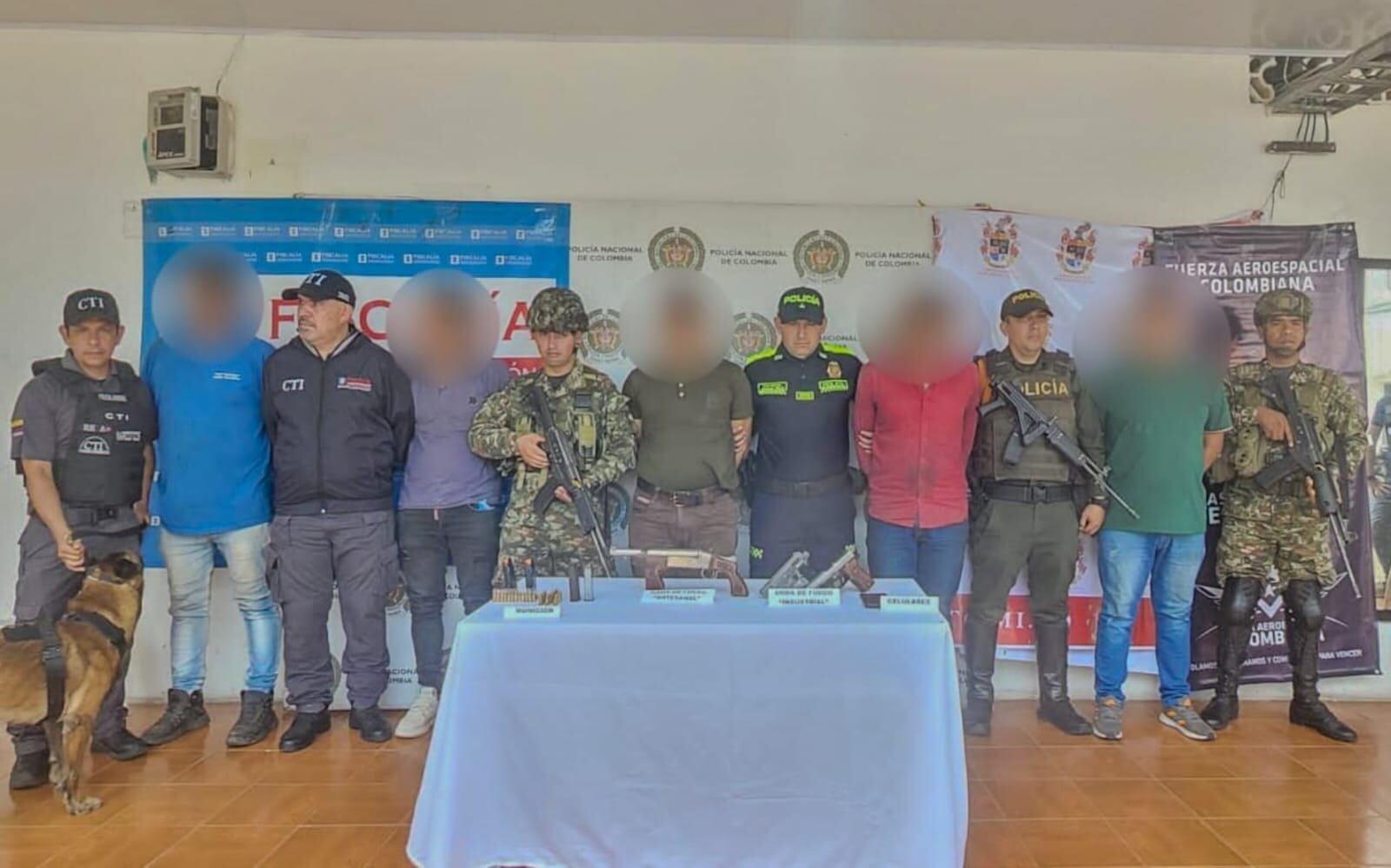 Alias ‘Héctor’, cabecilla del frente Ismael Ruiz, fue capturado en San Antonio, Tolima. Foto: Ejército.