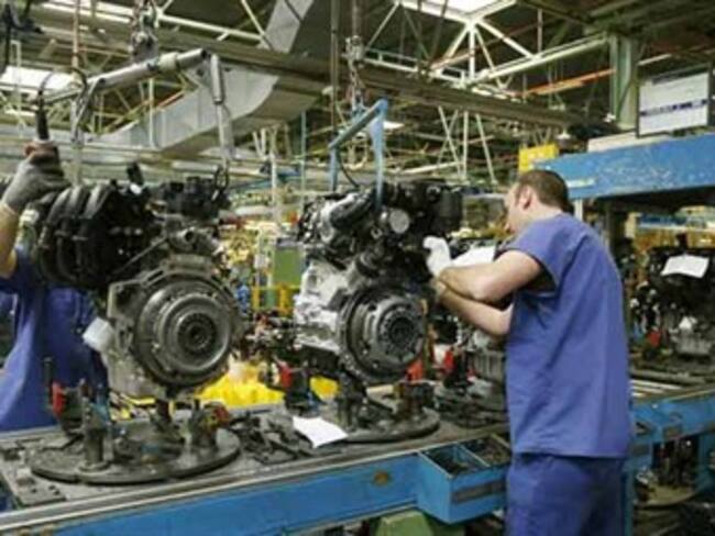 Dane reveló que la producción industrial creció solo un 0,7%