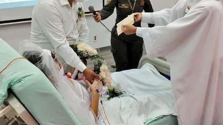 Matrimonio en Clínica . Foto: Policía Bucaramanga.