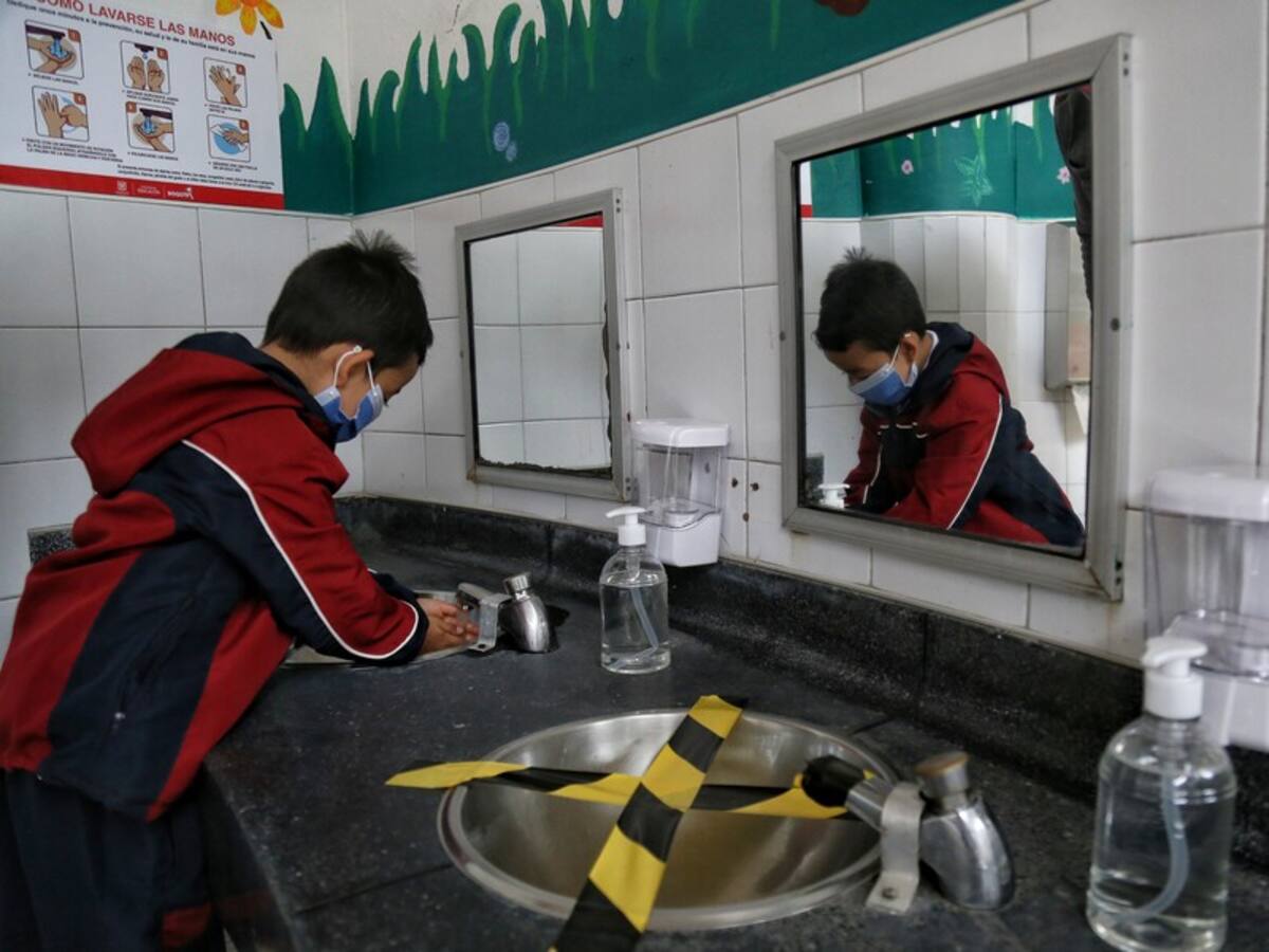 Más de $ 90.000 millones en riesgo por atrasos en infraestructura educativa