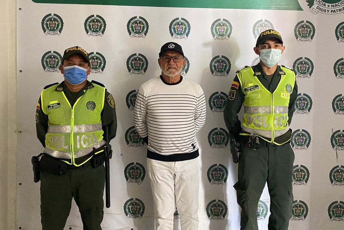 Bernardo Hoyos Montoya, exalcalde de Barranquilla en los periodos 1992-1994 y 1998-2000 | Foto: Policía Nacional.