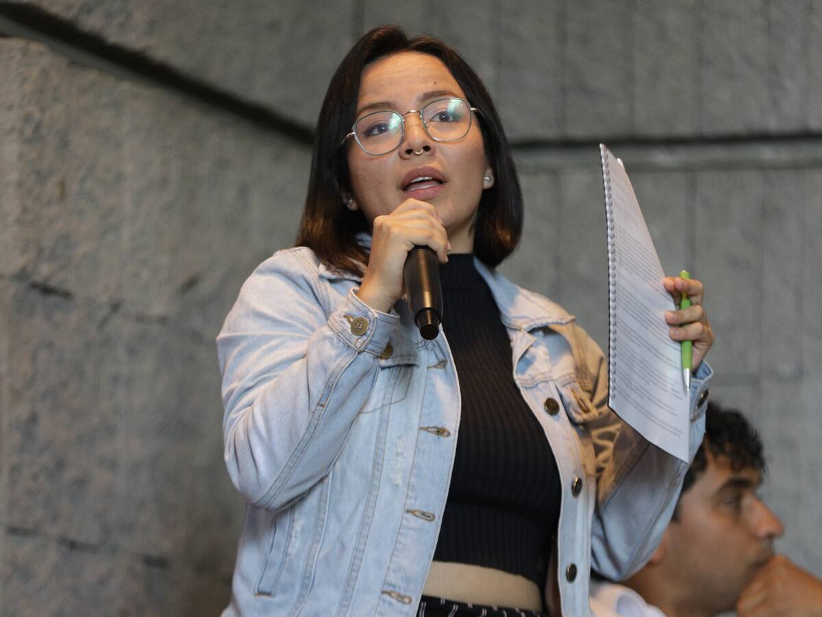 Congresista acusa a la Fiscalía de obstaculizar debate sobre posible saqueo a la paz