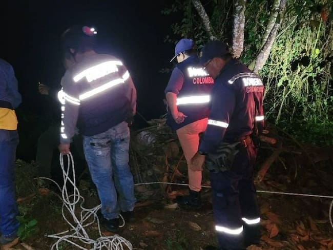 Hombre falleció tras caer de un abismo. Crédito: Bomberos Marquetalia, Caldas.