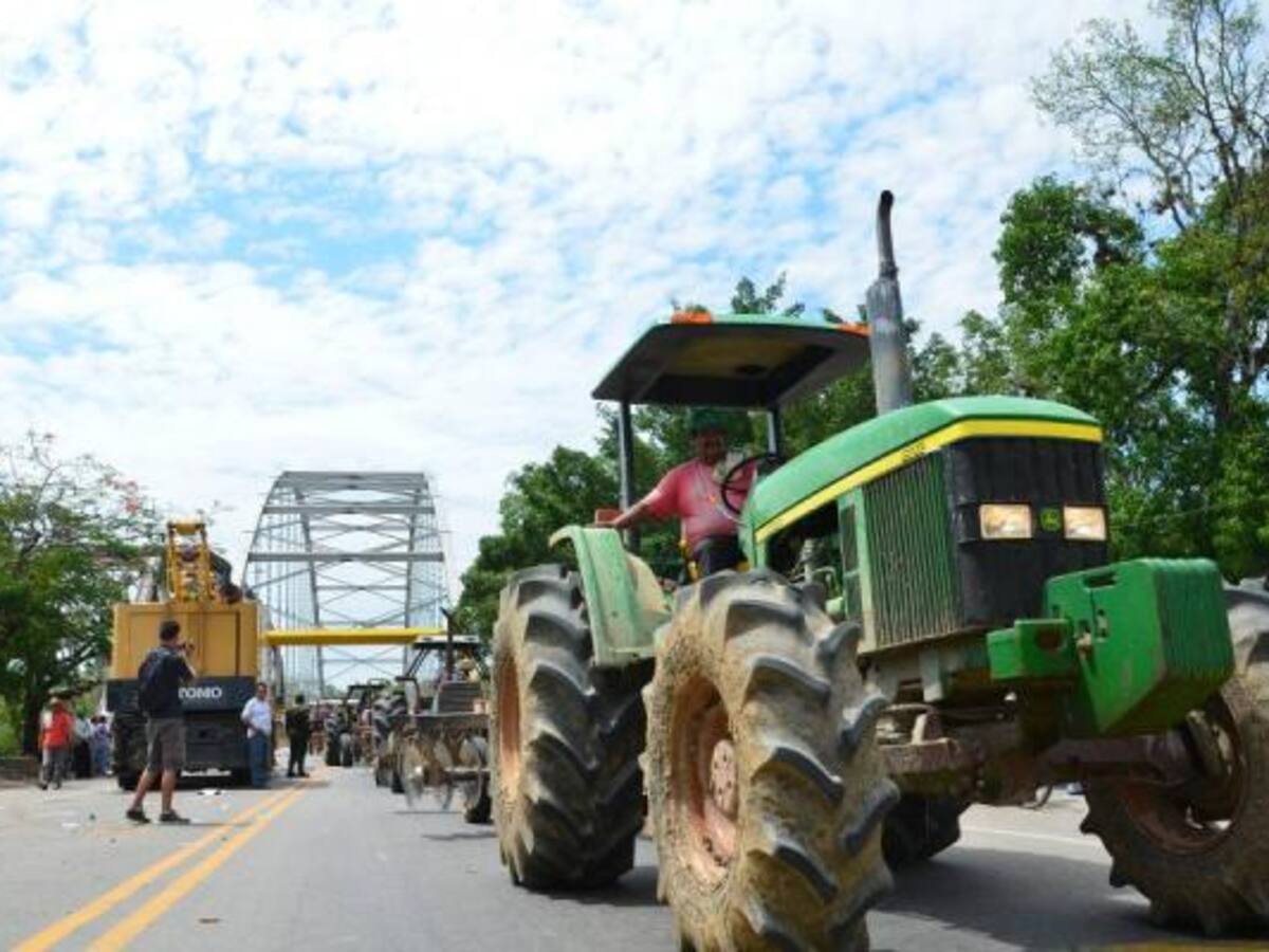 Gremio de arroceros logran acuerdo con el Gobierno para levantar bloqueos en Casanare