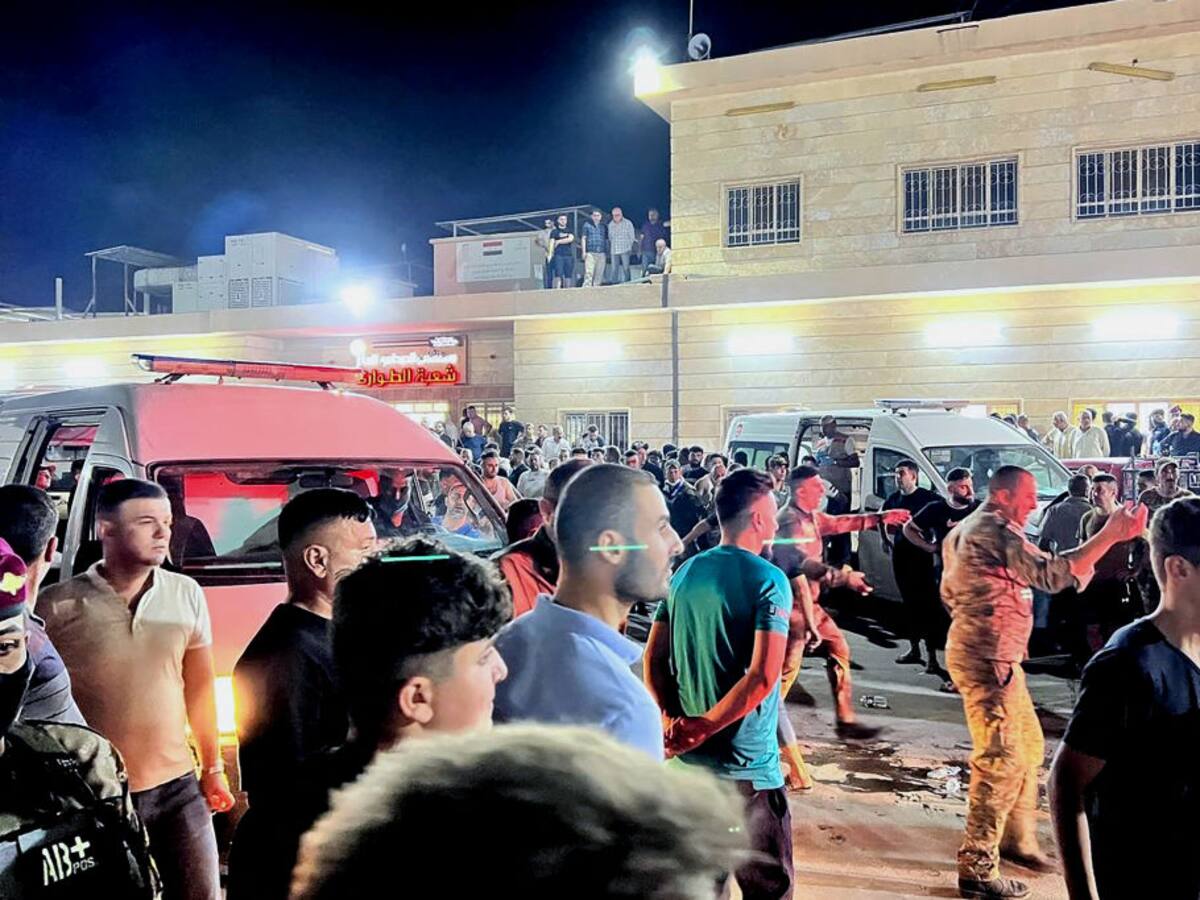 Al menos 100 muertos por incendio durante una boda en Irak