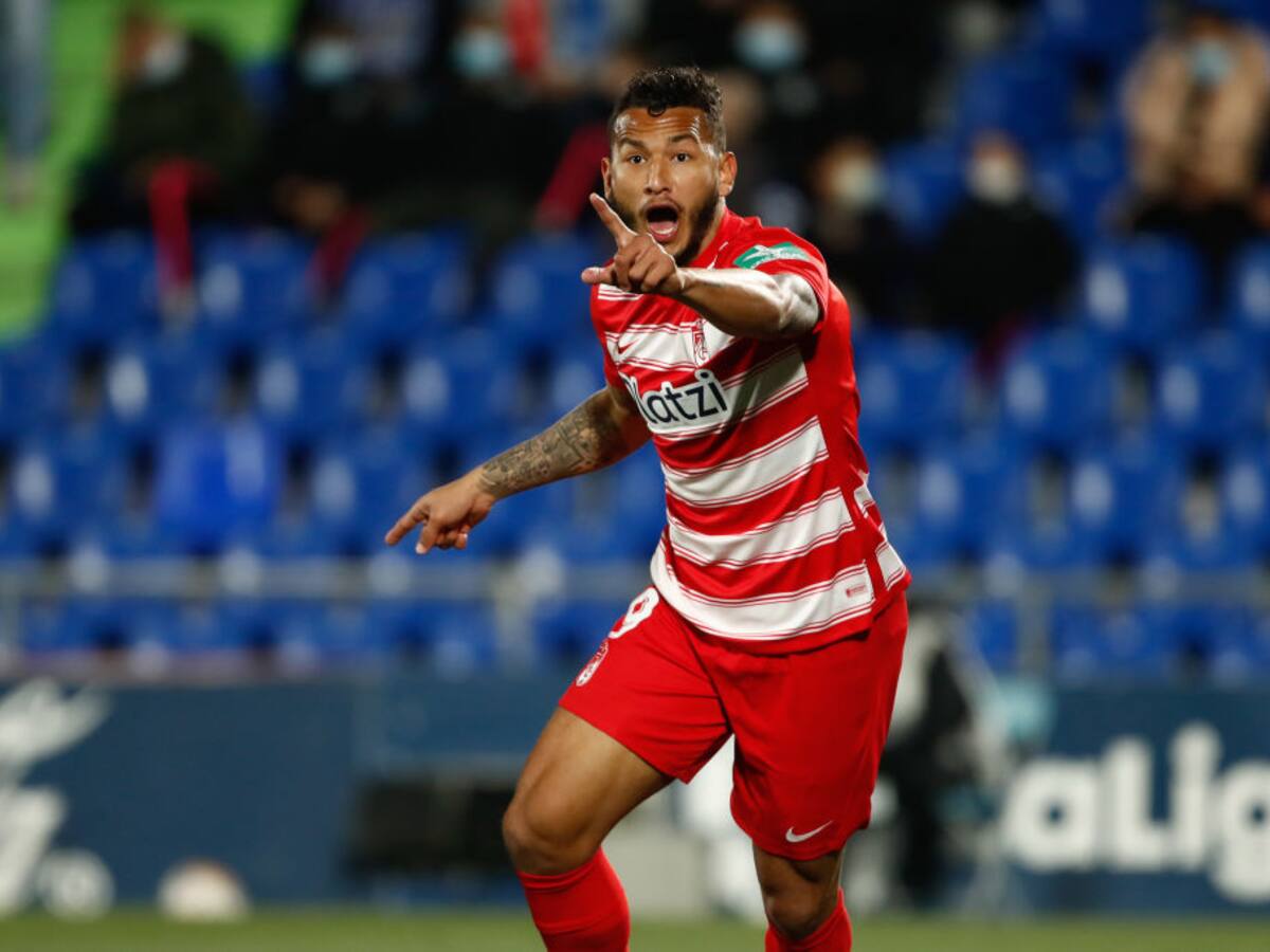 Listo para la Selección Colombia: Gol de Luis Suárez le dio la victoria al Granada contra el Alavés