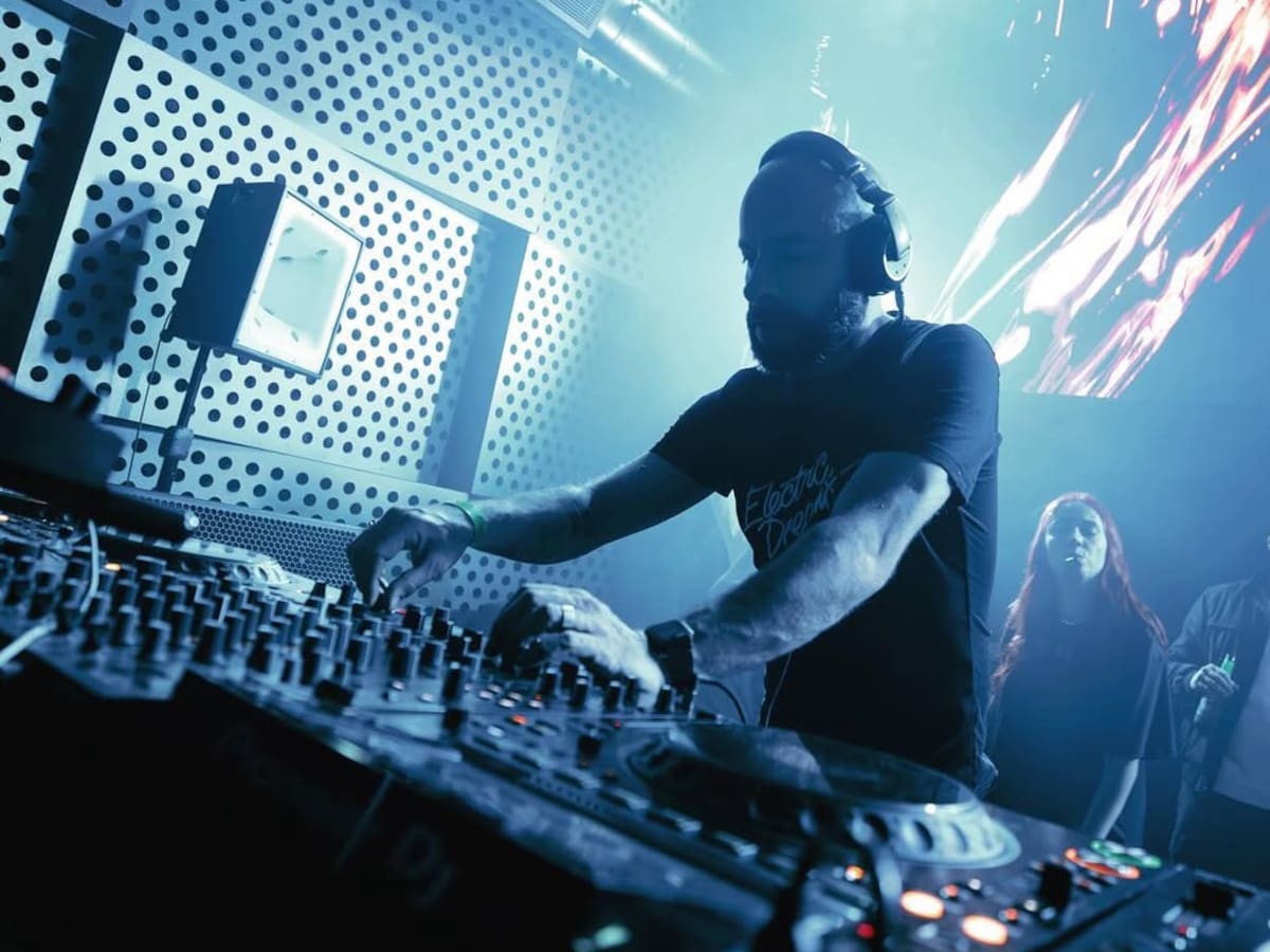 Seb Mildenberg: entre la cabina, la escuela y el alma del ‘progressive’