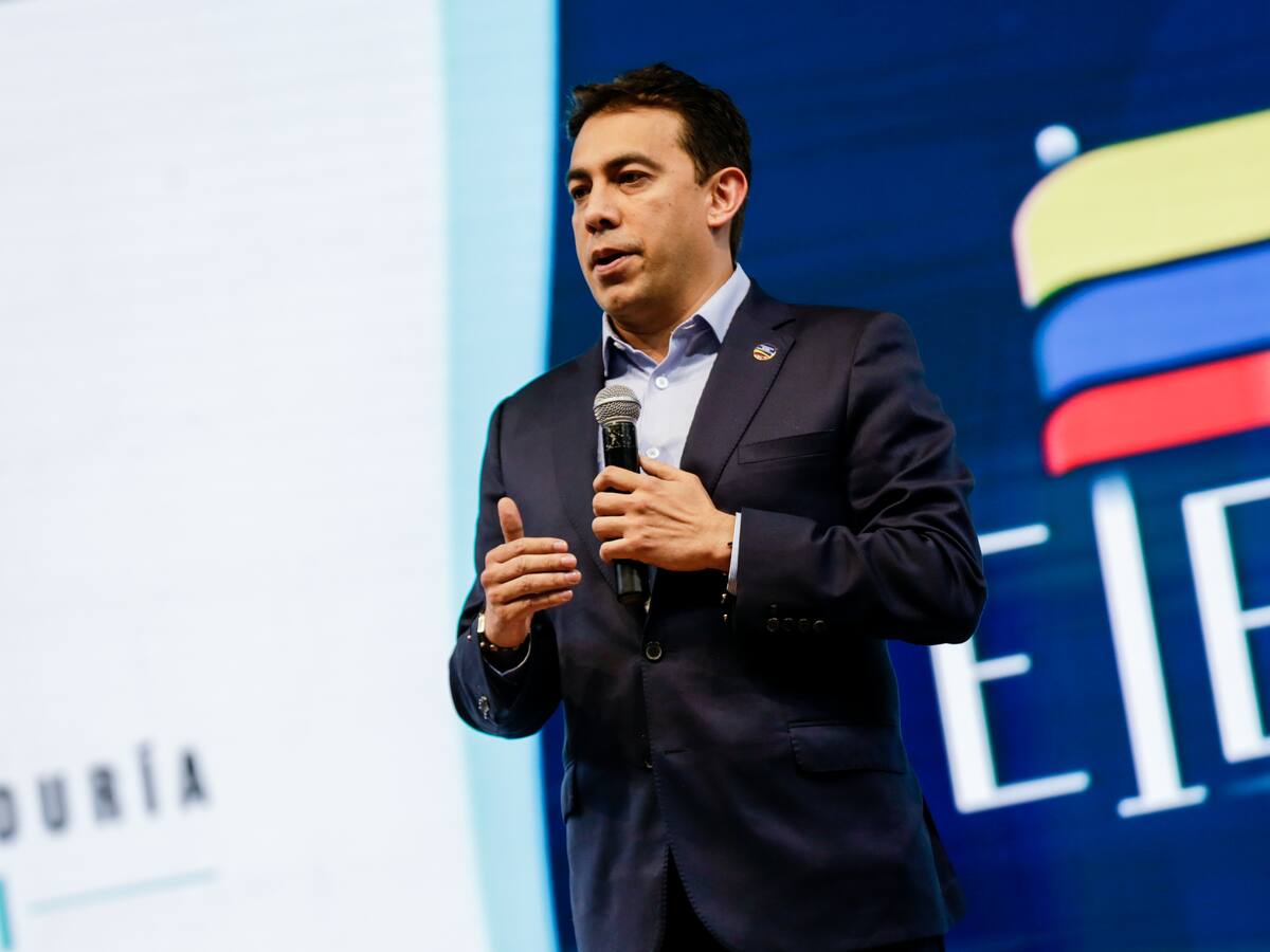 Cortes escucharán a los aspirantes para reemplazar a Alexander Vega el 20 de noviembre