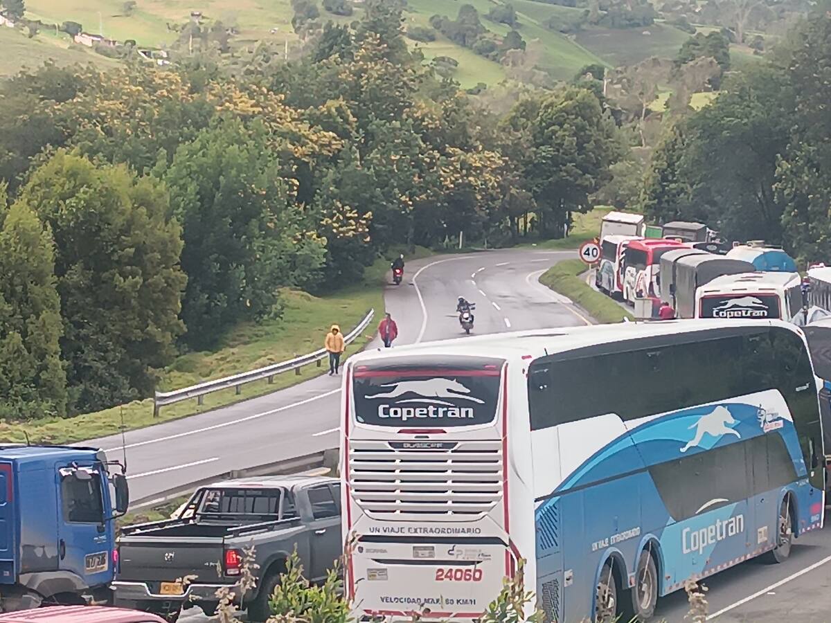 Varios corredores viales en Boyacá están bloqueados por campesinos parameros y pequeños mineros