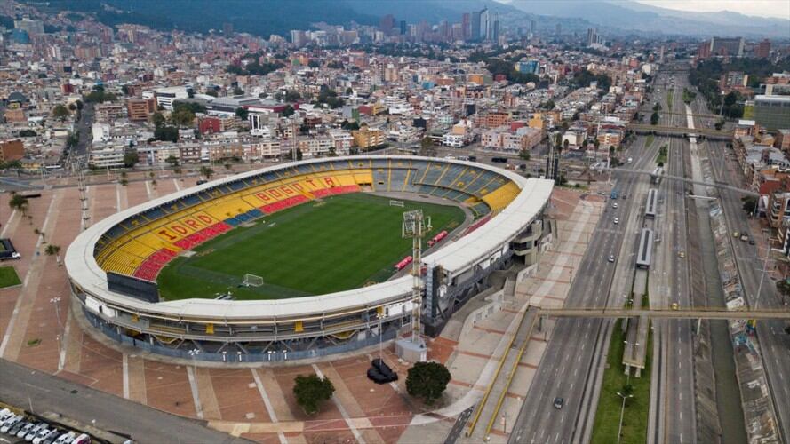 La directora del IDRD, Blanca Durán, anunció que por ahora no será posible el regreso del fútbol profesional colombiano a Bogotá. Foto: Getty Images / DAVID MORENO