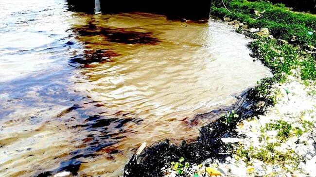 Ecopetrol anunció que avanza la atención de la emergencia por derrame de petróleo en zona rural de Toledo. Foto: Colprensa