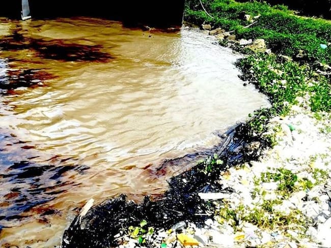 Ecopetrol anunció que avanza la atención de la emergencia por derrame de petróleo en zona rural de Toledo. Foto: Colprensa