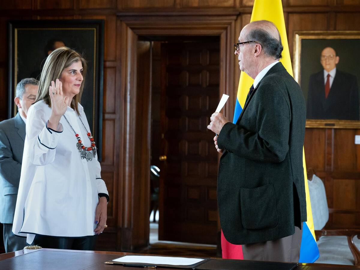 Laura Gil asume el cargo de viceministra de Exteriores en gobierno Petro