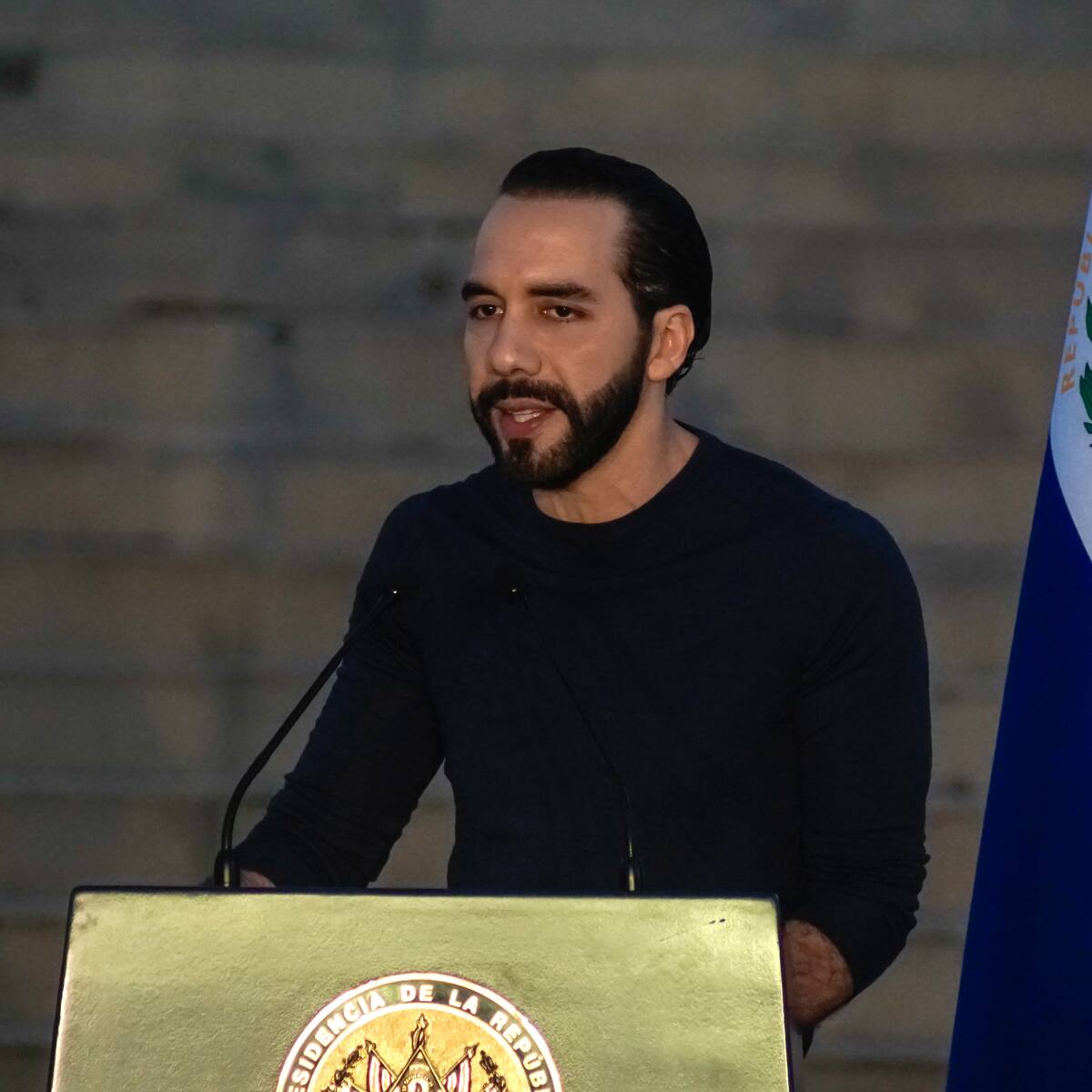 Bukele afirmó que la disciplina en las escuelas de El Salvador es para “evitar” pandillas