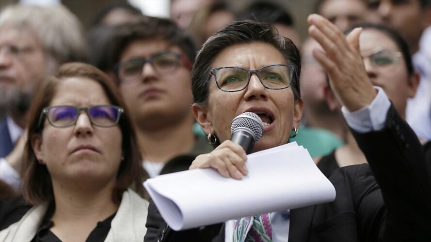 Por salir del Legislativo y dejar de ser aforada, Claudia López deberá responder ante la justicia ordinaria por cerca de una docena de denuncias. Foto: Colprensa