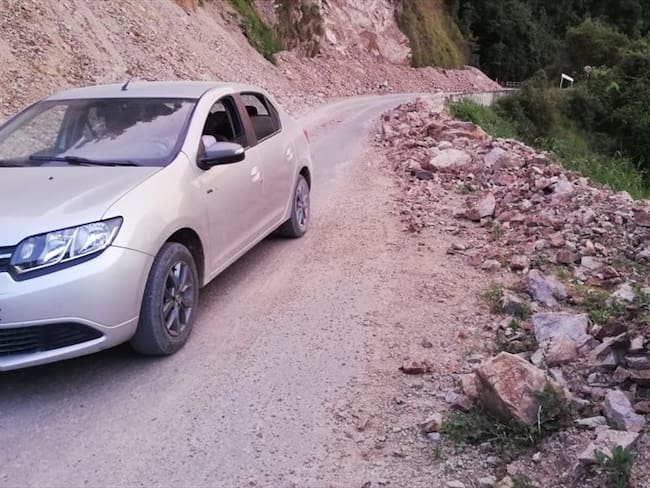 Habitantes de la región denunciaron que un derrumbe mantuvo cerrada la vía durante tres días. Foto: Cristian Medina
