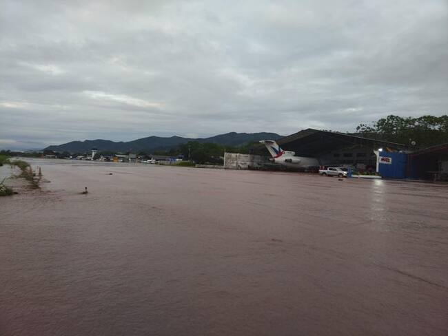 El aeropuerto Vanguardia de Villavicencio sin operaciones por fuertes lluvias. Foto: Cortesía Aerocivil