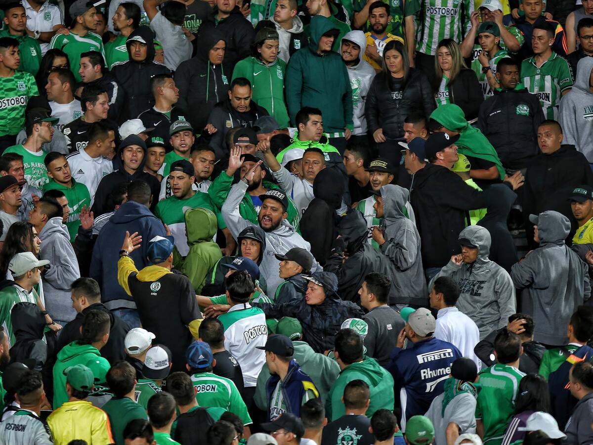 Dos personas resultaron con heridas de gravedad tras pelea entre hinchas de Atlético Nacional
