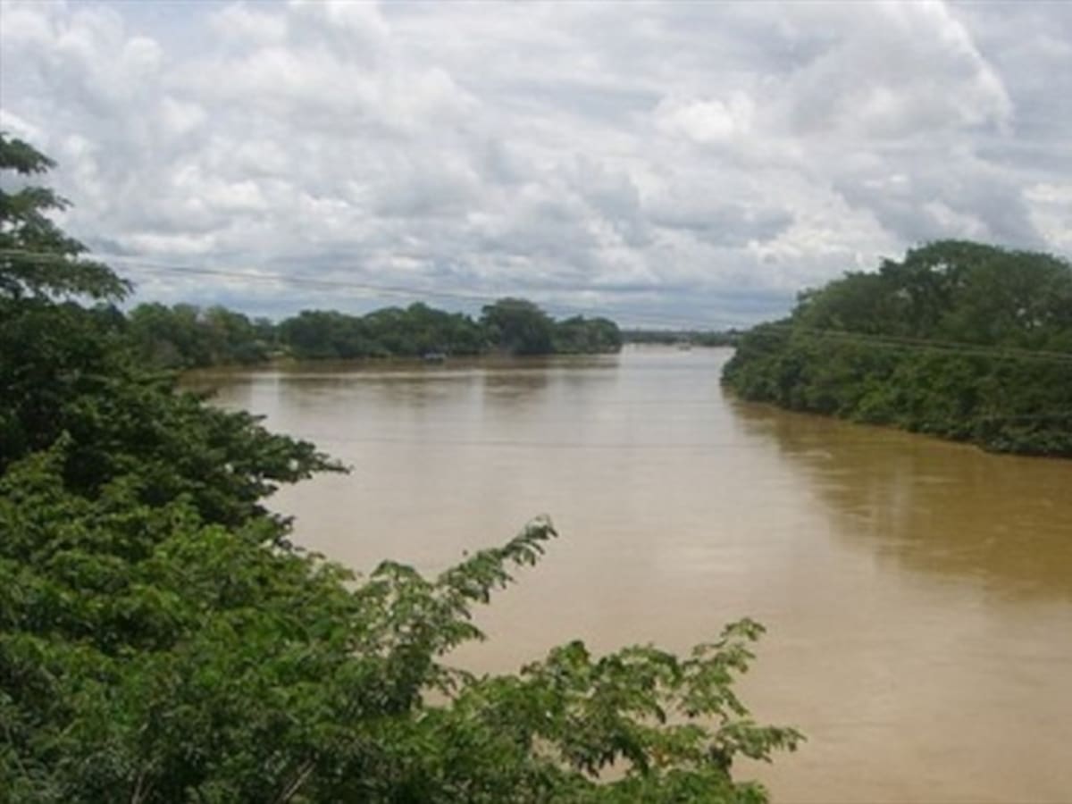 Más de 2.000 familias de Córdoba en riesgo por erosión e inundación