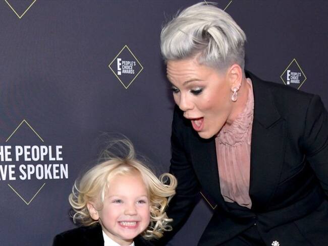 Gracias a todos los profesionales de la salud que están trabajando para cuidar a las personas que amamos: Pink. Foto: Getty Images