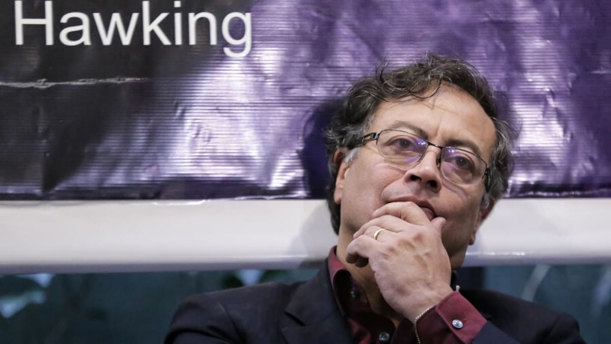 No nos eliminen, mejoremos lo que tenemos: la propuesta de las EPS a Gustavo Petro
