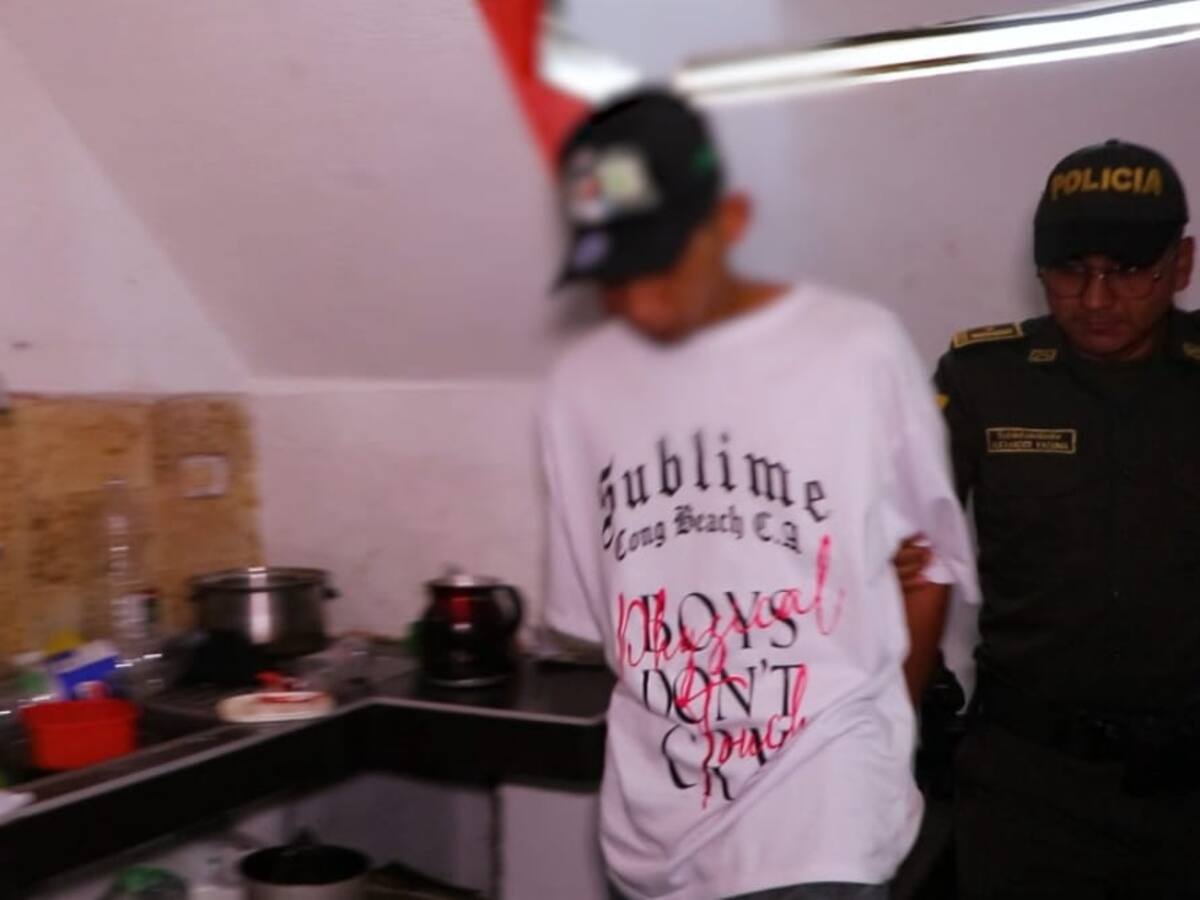 Investigan presunta casa de pique en Dosquebradas, hallan un cadáver y armas cortopunzantes