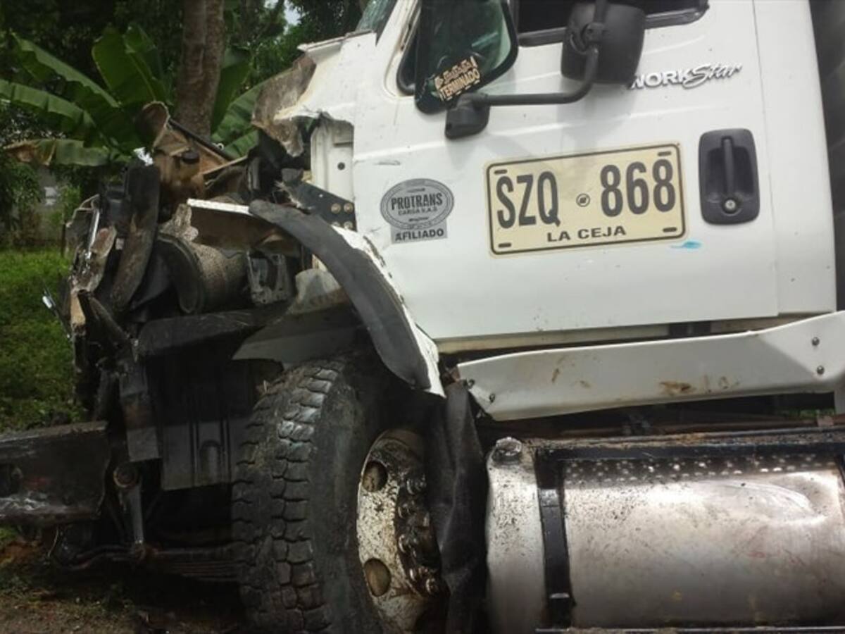 Un muerto y 22 heridos deja grave accidente de tránsito en Córdoba