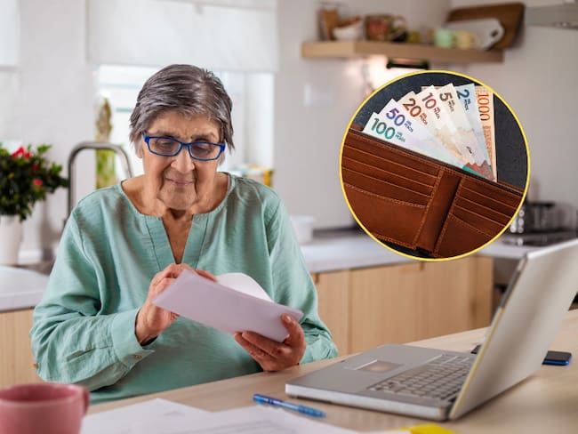 Mujer mayor revisando papeles en su comedor / Cartera con billetes colombianos de diferentes montos (Getty Images)