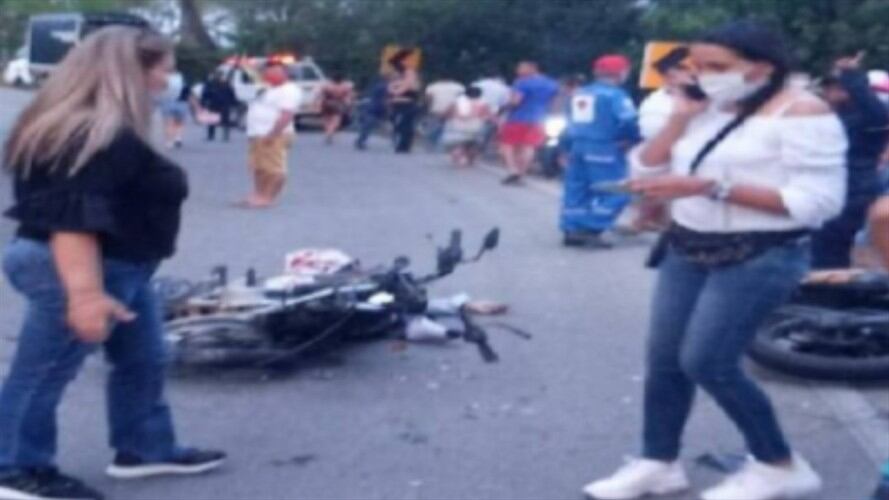 Accidente de motociclistas que iban de Bogotá hacia Tolima. Foto: Policía Nacional