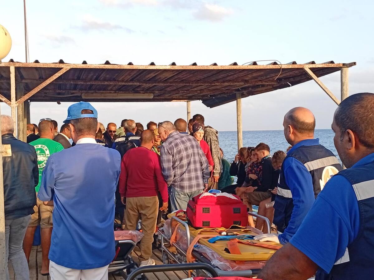 Naufragio de un yate turístico dejó cuatro muertos y nueve desaparecidos en el mar Rojo