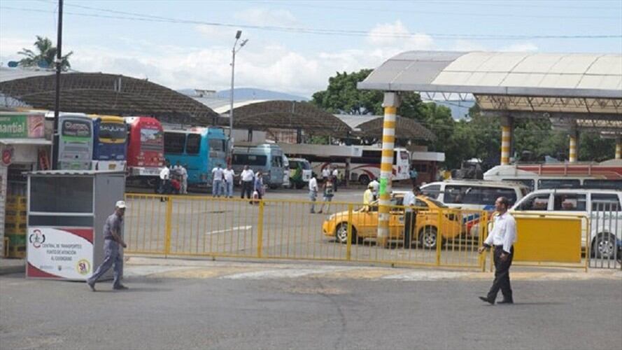 Terminal de transporte de Cúcuta adopta controles para migrantes. Foto: Colprensa
