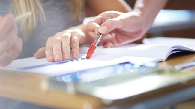 En Sigue La W, los profesores hablaron de los retos que tienen para enseñar la historia de Colombia. . Foto: Getty Images