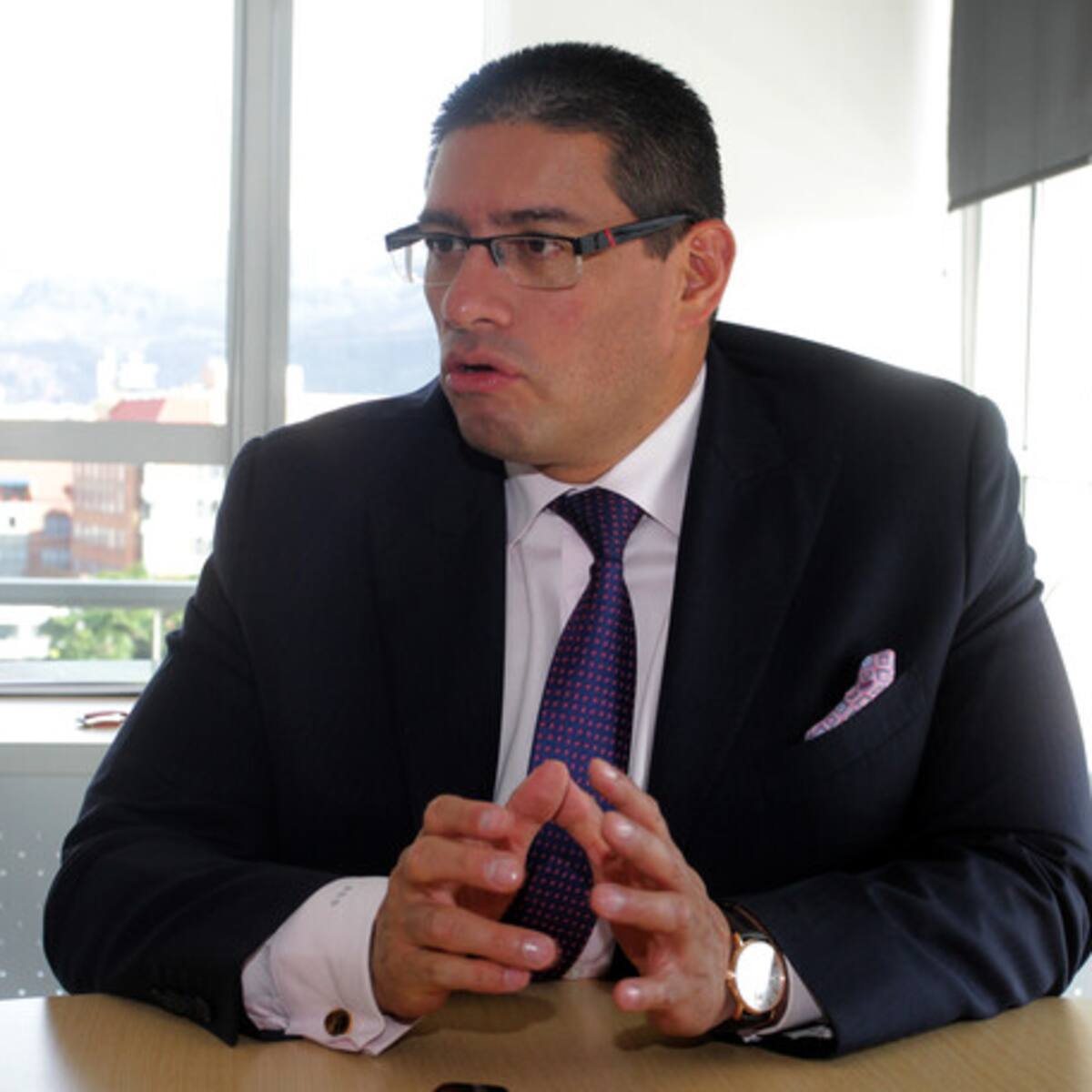 Pliego de cargos a expresidente de SaludCoop por compra de bienes con recursos de la salud