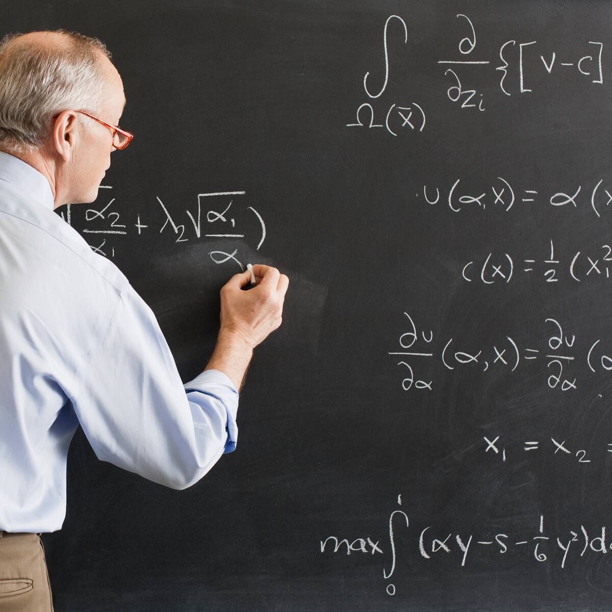 MinEducación acuerda aumento salarial del 6% para docentes entre 2024 y 2028