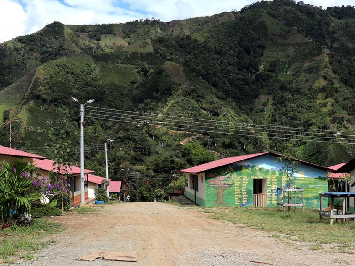 Comunidad del ETCR de Vista Hermosa saldrá desplazada por falta de garantías