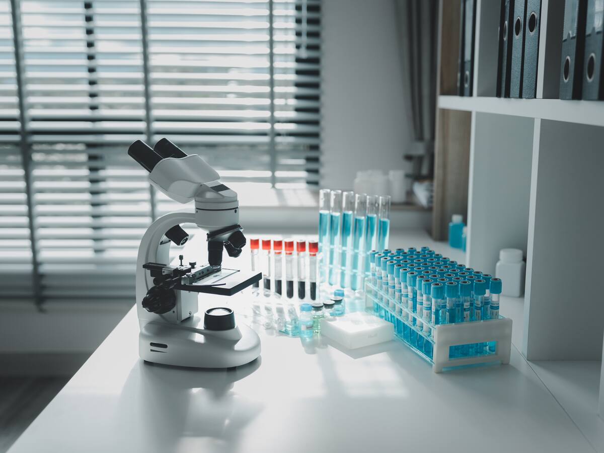 Laboratorios pierden interés en hacer estudios en Colombia: se estancó la investigación clínica