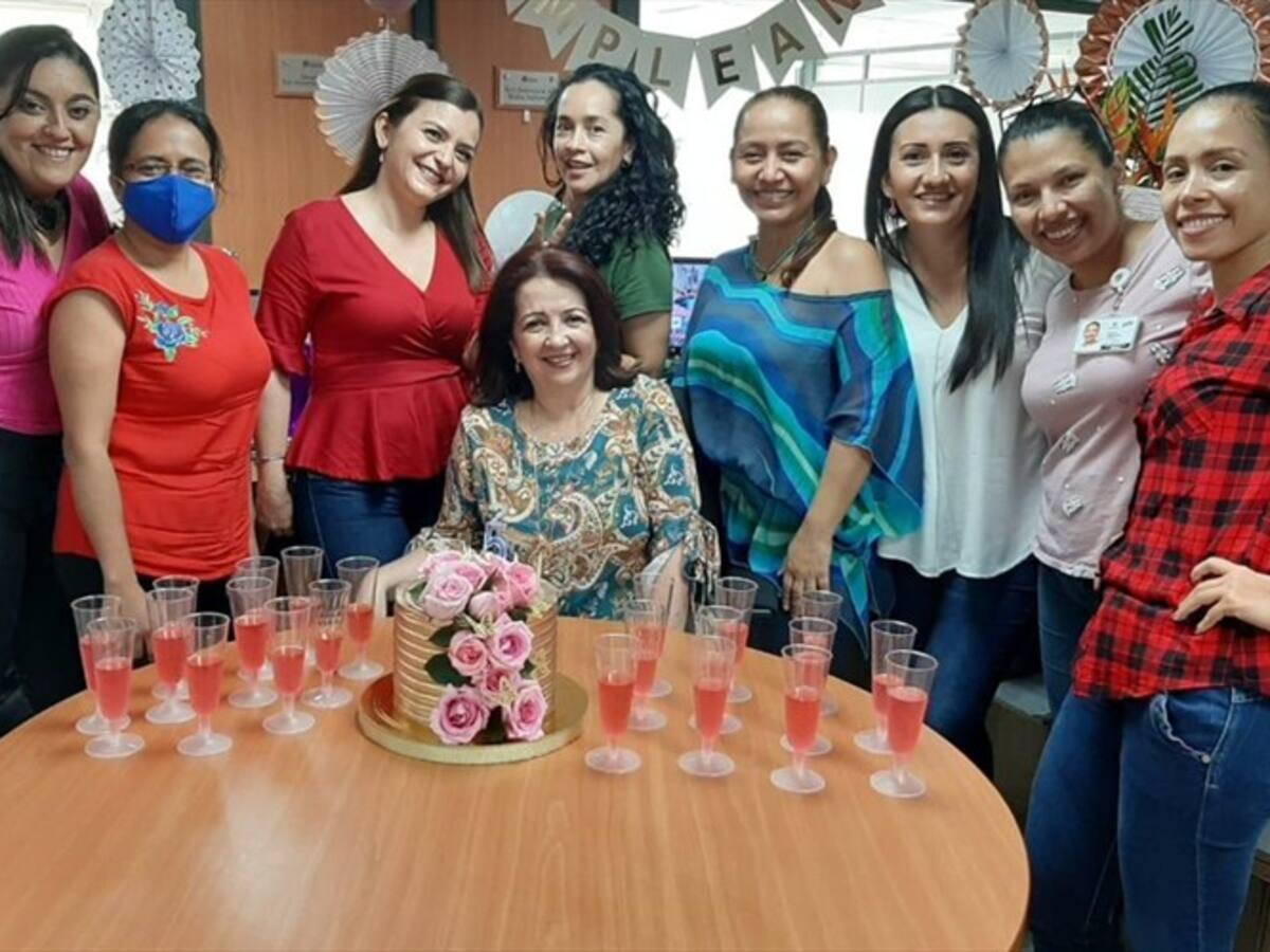 En Secretaría de salud de Bucaramanga celebraron cumpleaños sin protección