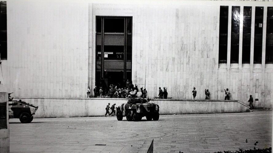 Piden retirar de la Justicia Transicional a los generales Iván Ramírez Quintero y Jesús Armando Arias Cabrales. . Foto: Colprensa