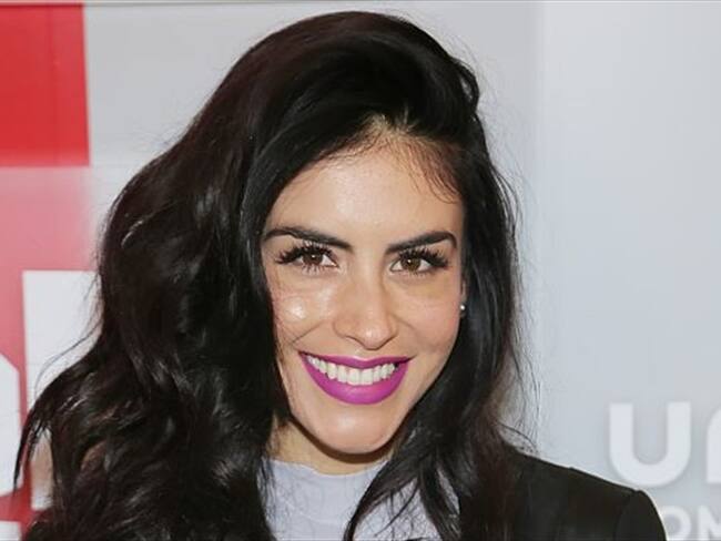 La modelo y presentadora colombiana respondió por medio de videos a quienes la criticaron por bailar en frente de espejo música “mundana”.. Foto: Getty Images