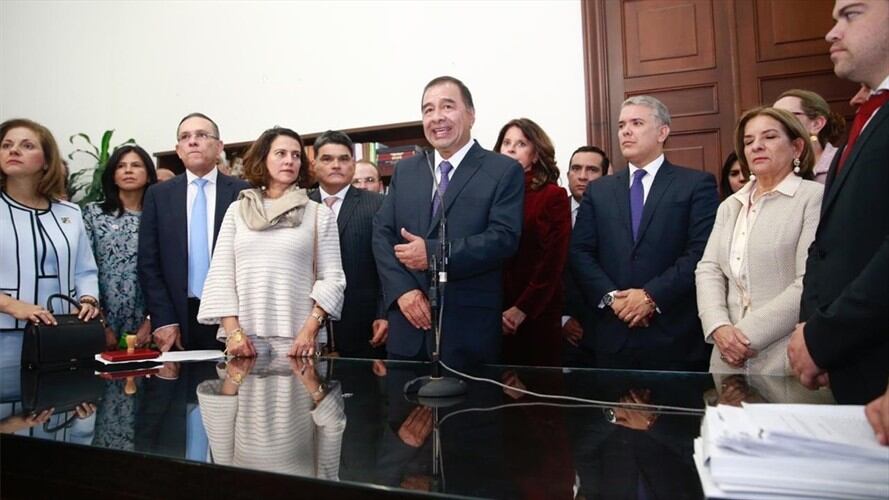 Tenemos un proyecto de ley que tiene varias medidas para favorecer las denuncias, para lograr ofrecer recompensas a quienes nos den información sobre los casos de corrupción: vicepresidenta Marta Lucí. Foto: Colprensa