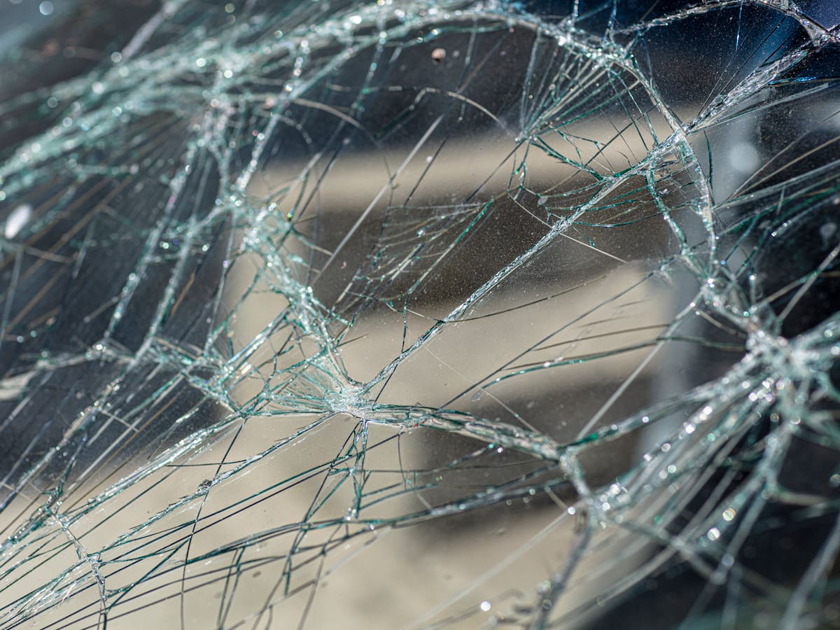 BMW colisionó con apartamento en el occidente de Bogotá